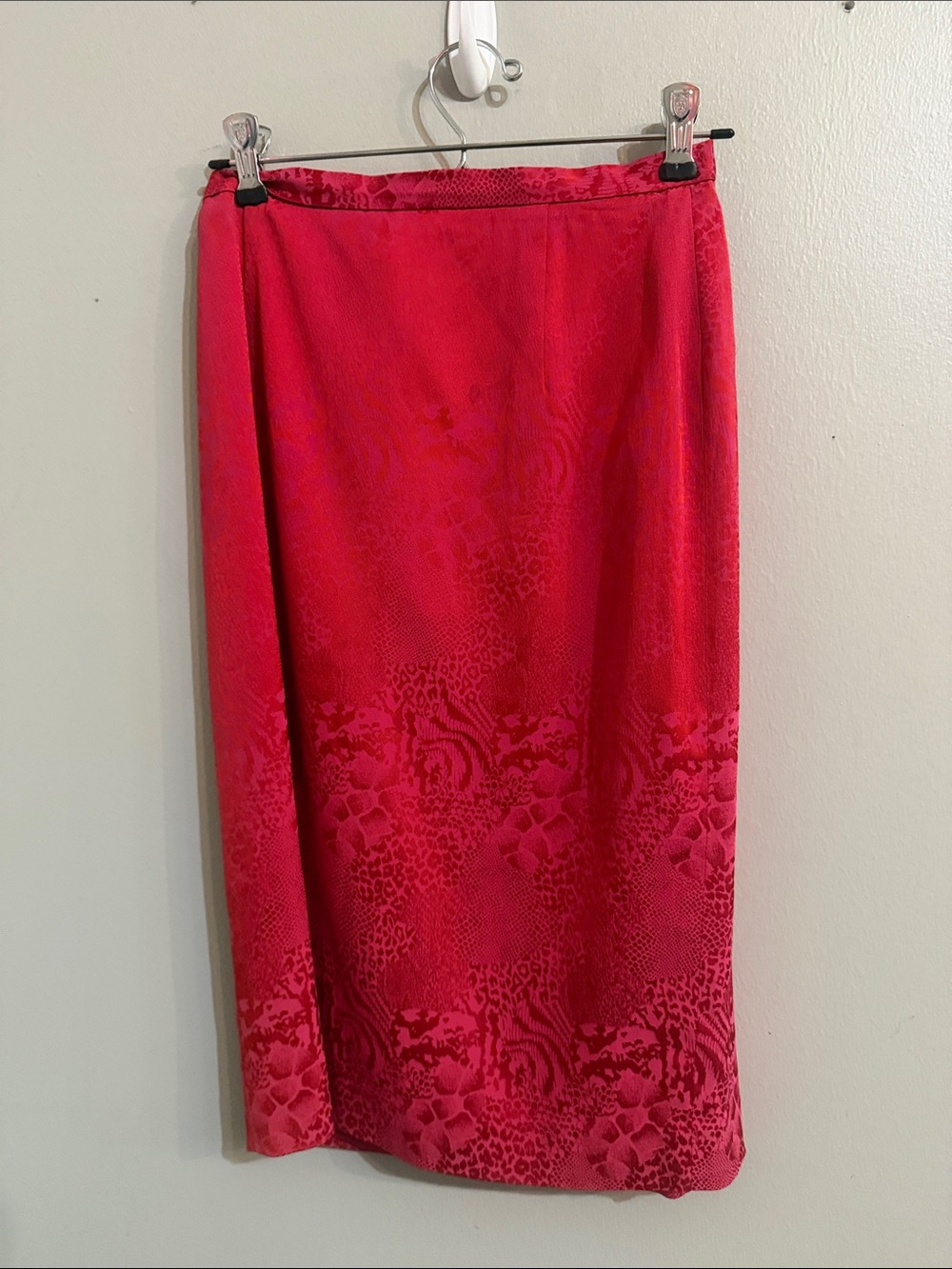 Alberto Makali Hot Pink Midi Pencil Skirt